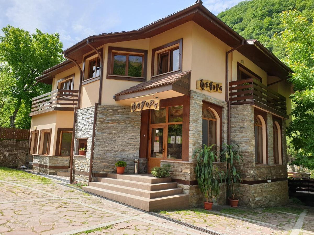 Семеен хотел Федора Рибарица Экстерьер фото